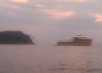 Heboh, Kapal Asing Merapat di Pulau Rusa Lhoong Kab. Aceh Besar