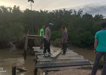 Sebuah Unit Jembatan Di Aceh Timur Terputus, Ambruk Dikarnakan Hujan Lebat