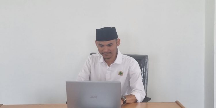 Dinyatakan Lulus, Murhaban Raih Gelar Non Akademik Certified Public Speaking