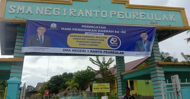 Diduga Tak Transparan dan Intimidatif, Kepsek SMA N 1 Ranto Peureulak Rampas HP Wartawan dan Libatkan “Beking” Polda
