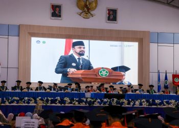 Orasi ilmiah Di UNSAM, Bupati Al- Farlaky Bicara Soal Karakter Dan Mental Tangguh 
