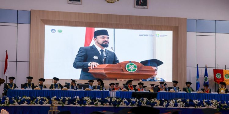 Orasi ilmiah Di UNSAM, Bupati Al- Farlaky Bicara Soal Karakter Dan Mental Tangguh 