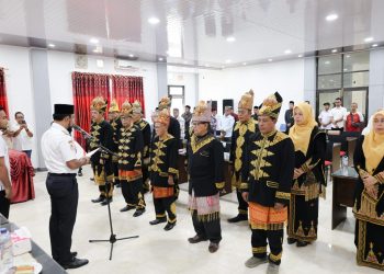 Bupati Al-Farlaky Lantik Pengurus MAA Aceh Timur Masa Jabatan 2026-2030